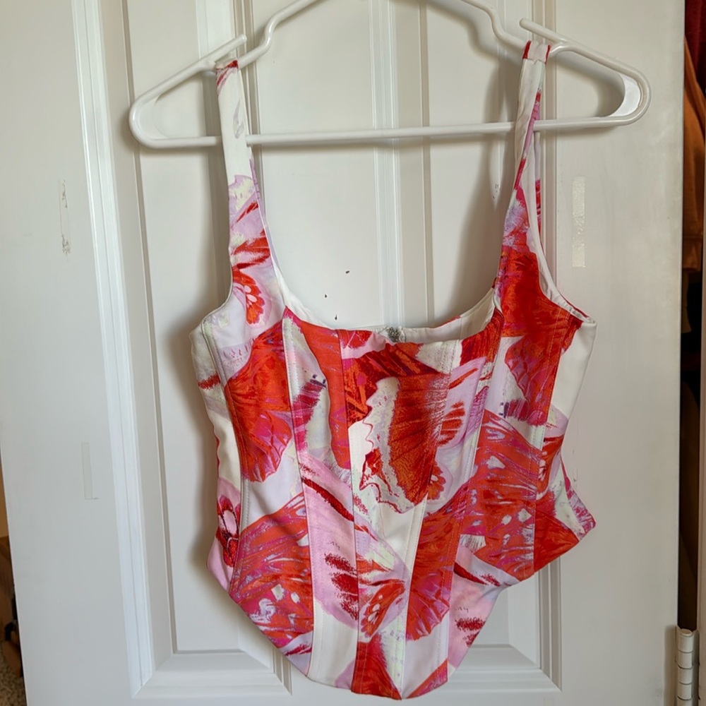 WHITE FOX CORSET TOP! SIZE MEDIUM